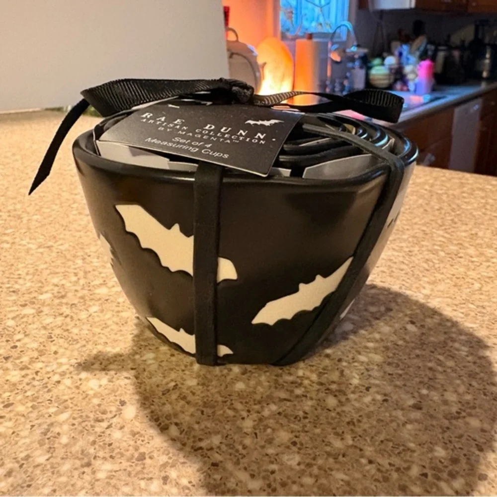 Rae Dunn Black Measuring Cups Set Spooky Halloween Bats